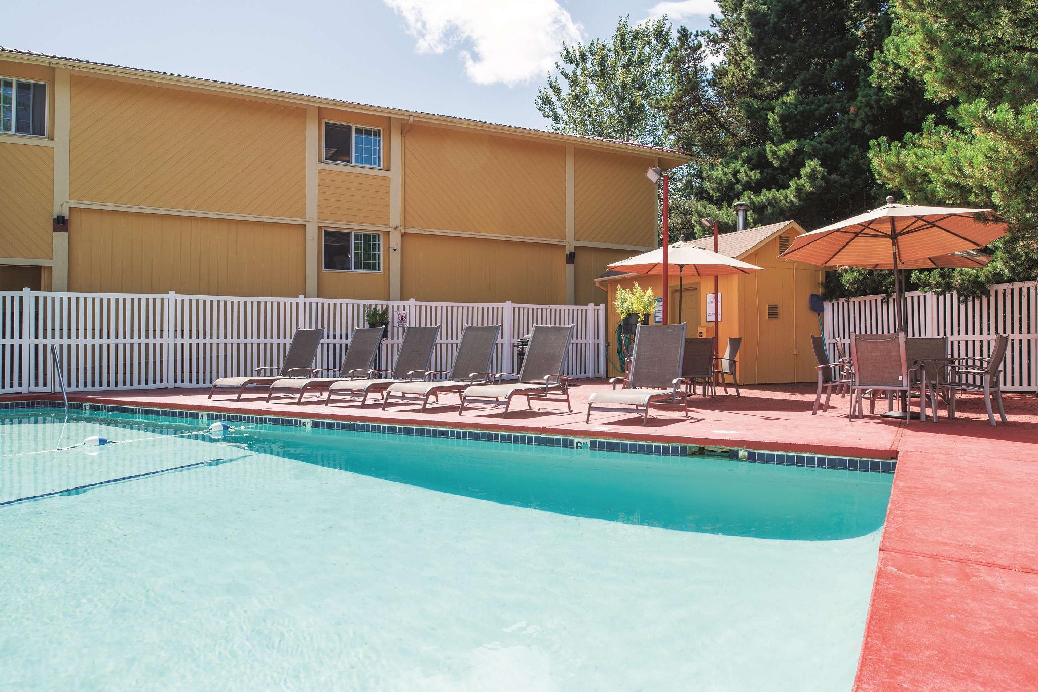 Best Western Plus Parkway Inn Wilsonville Exteriér fotografie
