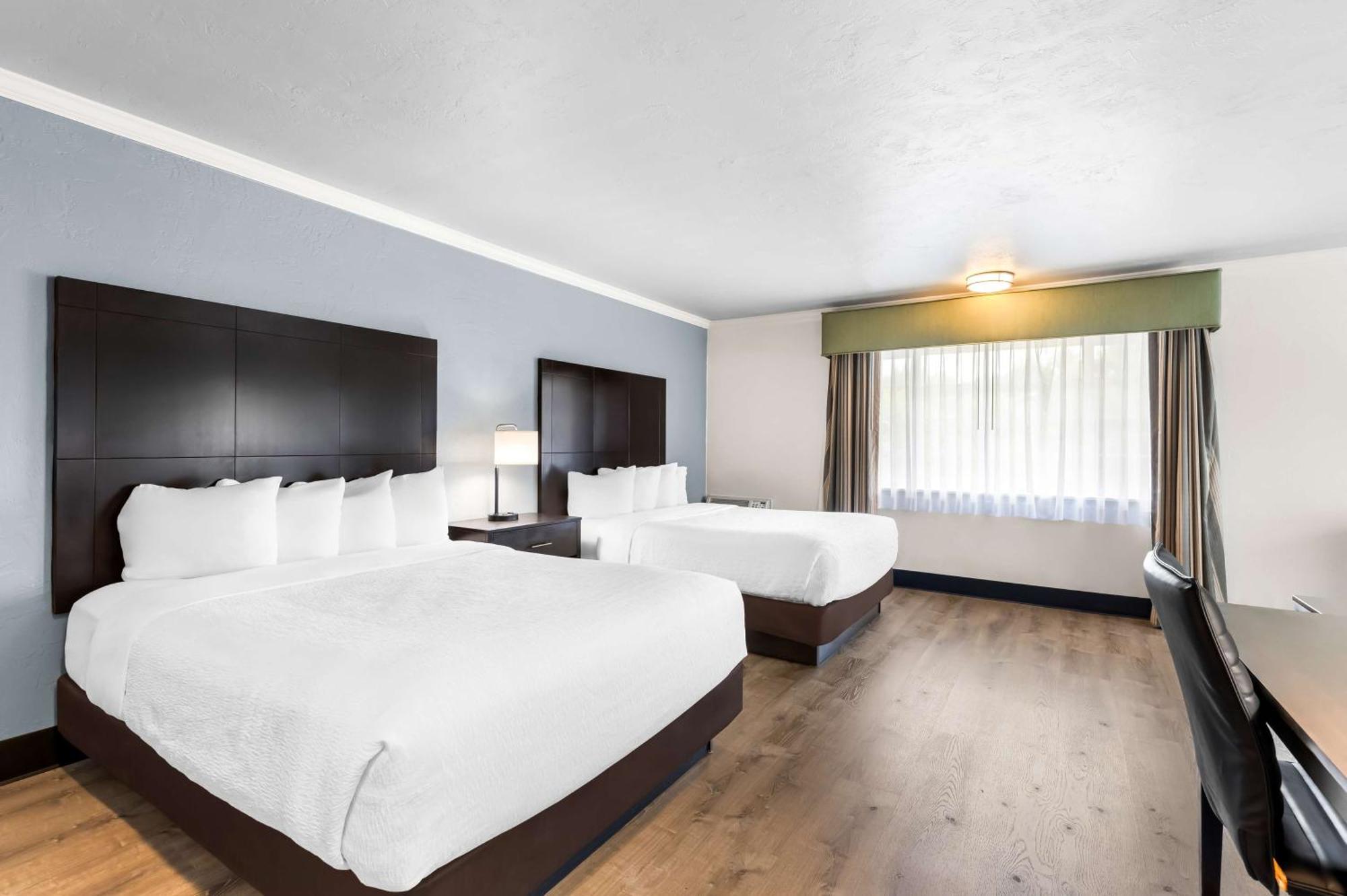 Best Western Plus Parkway Inn Wilsonville Exteriér fotografie
