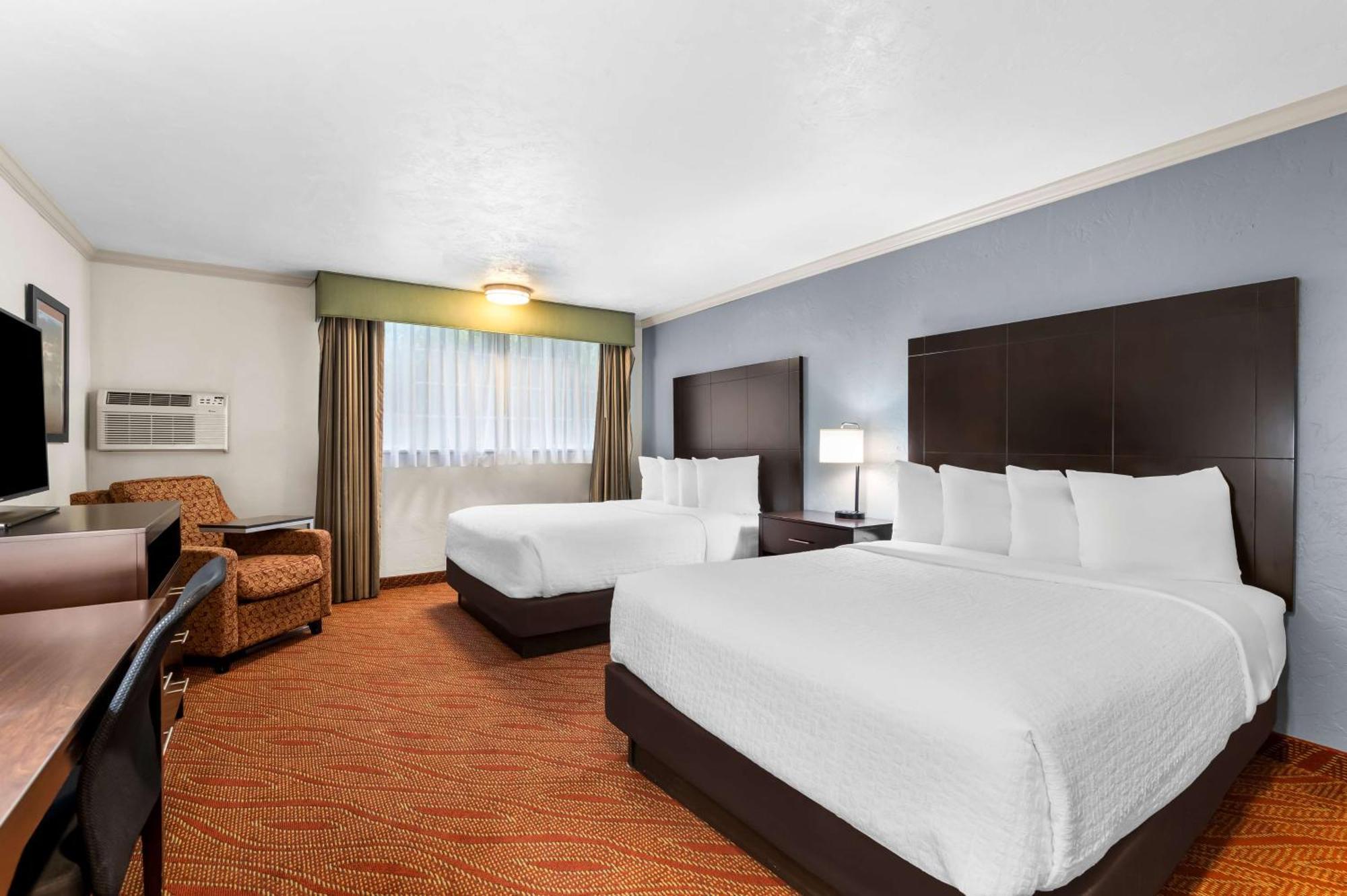 Best Western Plus Parkway Inn Wilsonville Exteriér fotografie