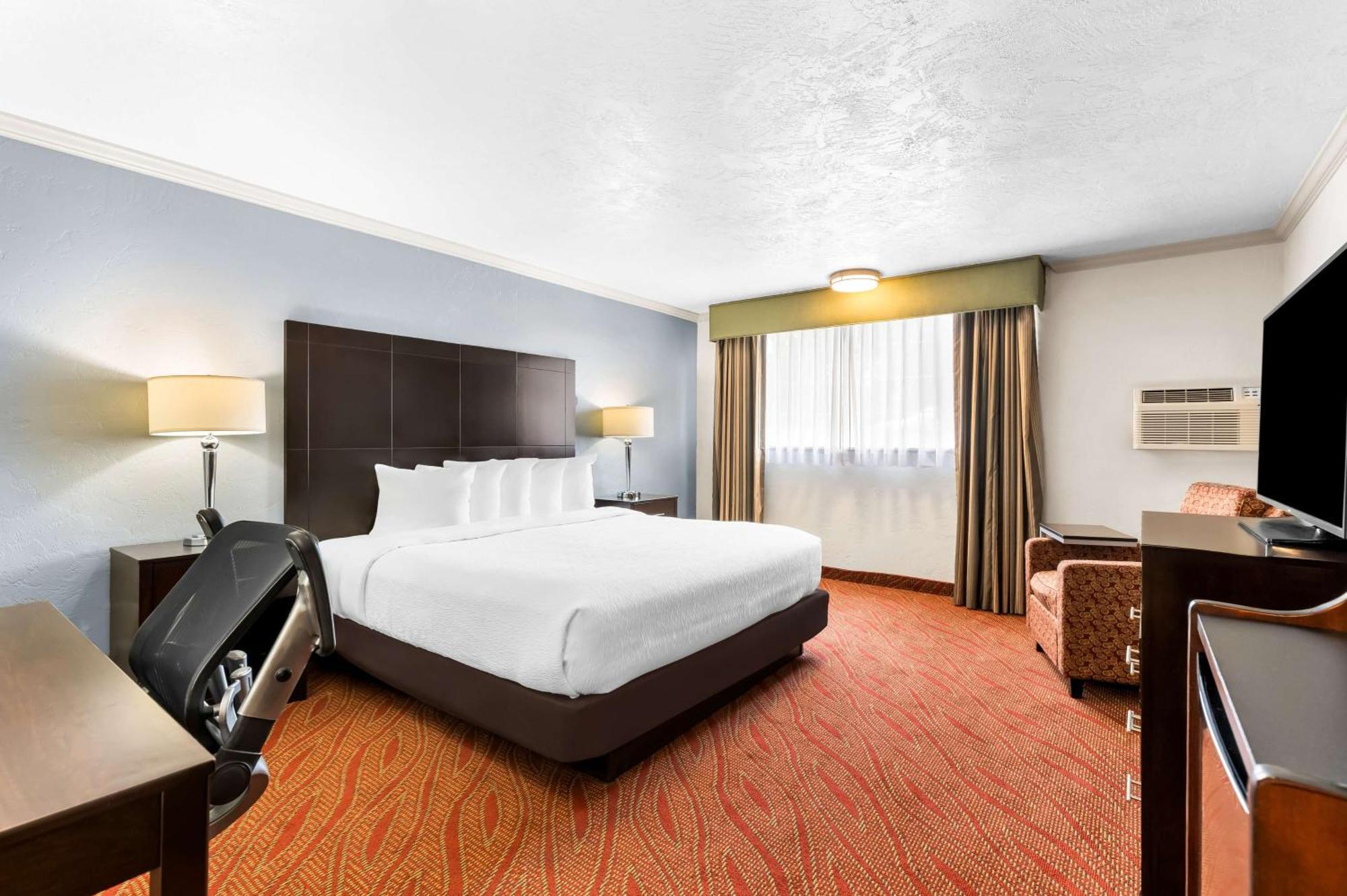 Best Western Plus Parkway Inn Wilsonville Exteriér fotografie